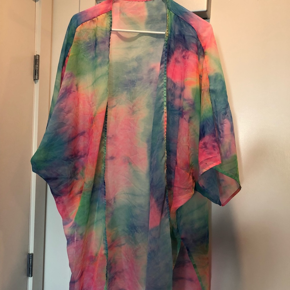 Tie dye iheartraves kimono